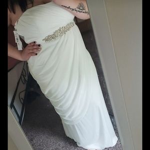 Brand New David's Bridal Wedding Dress